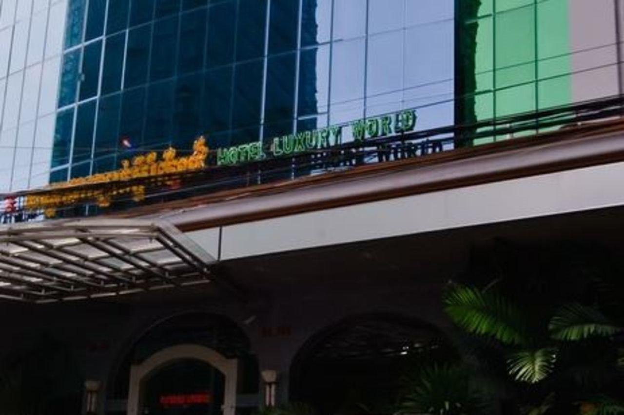 Hotel Luxury World Phnom Penh Exteriör bild